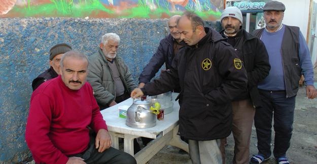 Otobüsü Otel Yaptılar Balık Teknelerinin Peşine Düştüler