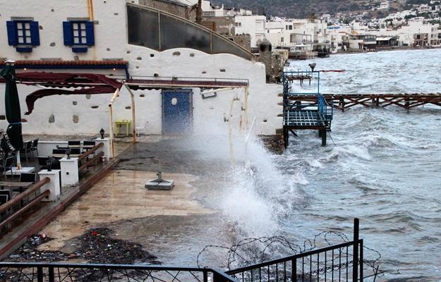 Bodrum’da fırtına