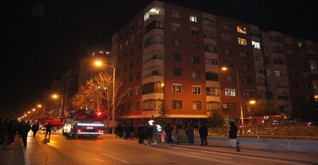 Apartmanda çıkan yangında kurtarma operasyonu