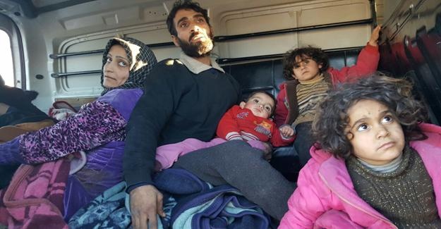 Doğu Halep’ten ilk konvoyla 951 kişi ayrıldı