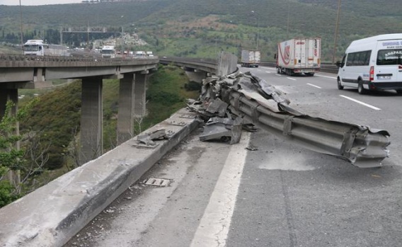 İzmit'te trafik kazası: 1 ölü