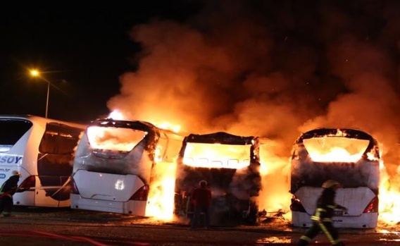 Bursa'da 6 Yolcu Otobüsü Yandı