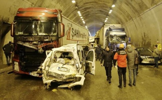 Bolu Dağı Tüneli Trafik Kazası