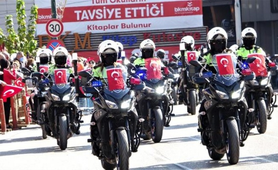 Cumhuriyet Bayramı Bursa'da Coşkuyla Kutlandı