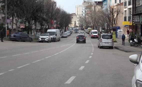 Ehliyetsiz Sürücü Karı Kocayı 25 Metre Sürükledi