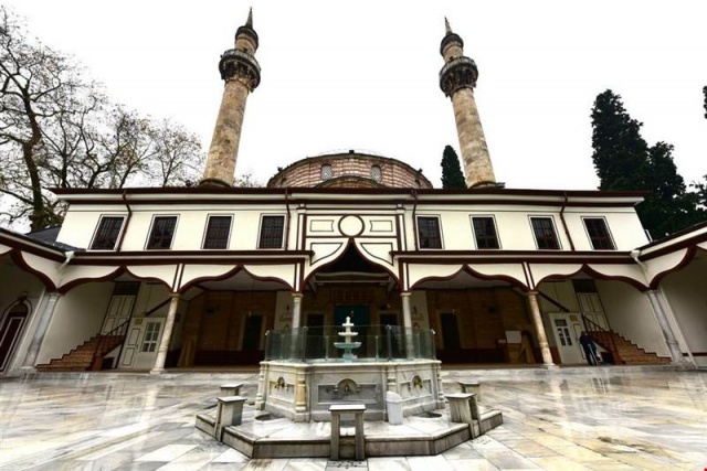 Bursa Emir Sultan Türbesi Külliyesi