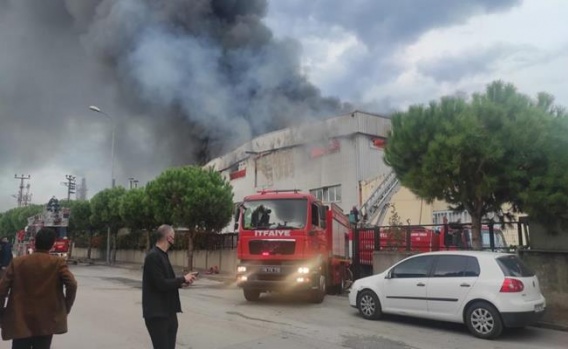Bursa Kestel'de Tekstil Fabrikasında Yangın Çıktı