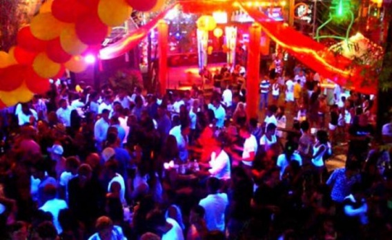 Phuket Adası Gece Hayatı