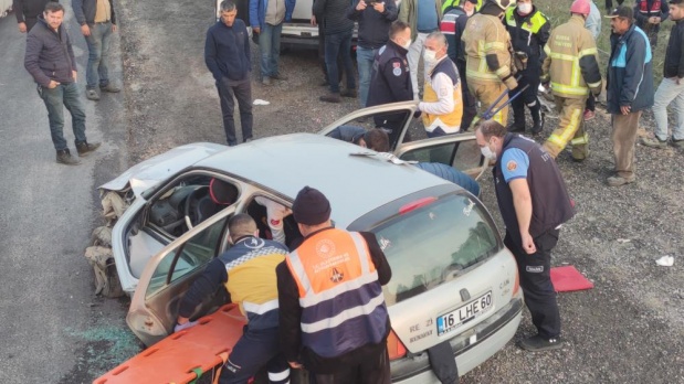 Bursa Orhangazi'deki Trafik Kazası'nda 7 Kişi Yaralandı