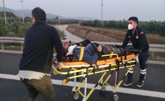 Orhangazi Kavşağındaki Kazada 2 Kişi Ağır Yaralandı