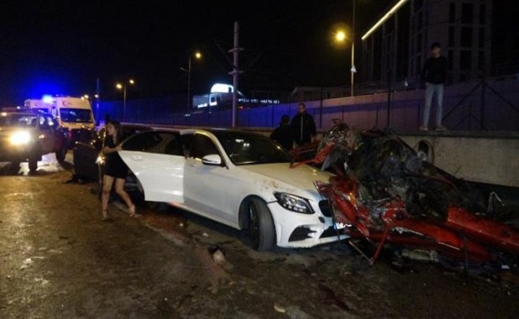 Bursa Osmangazi'de Zincirleme Trafik Kazası