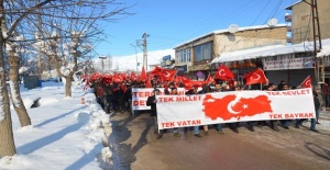 Yüksekova’da teröre lanet yürüyüşü