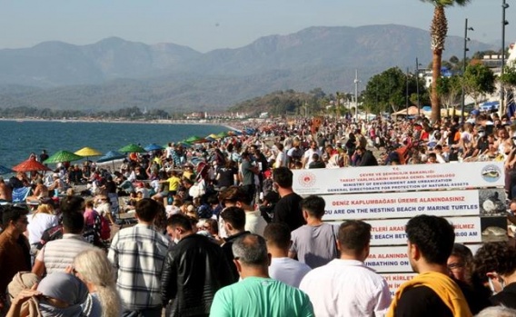 Türk Yıldızları Ölüdeniz Hava Oyunları Gösterisi