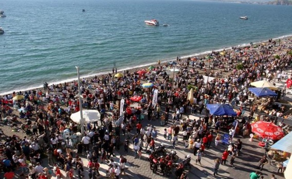 Türk Yıldızları Ölüdeniz Hava Oyunları Gösterisi