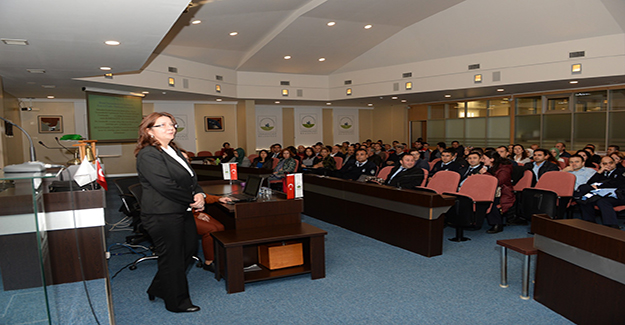 Belediye personeline resmi yazışma kuralları eğitimi