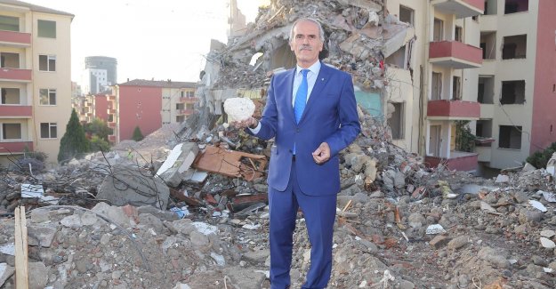 Bursa'da kentsel dönüşüm kapsamında 2100 bina yıkıldı