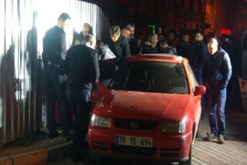 Bursa Demirtaş’ta Bir Genç Araçta Ölü Bulundu