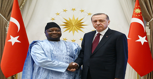 Cumhurbaşkanı Erdoğan, Büyükelçi Siray Alpha Timbo'yu kabul etti.