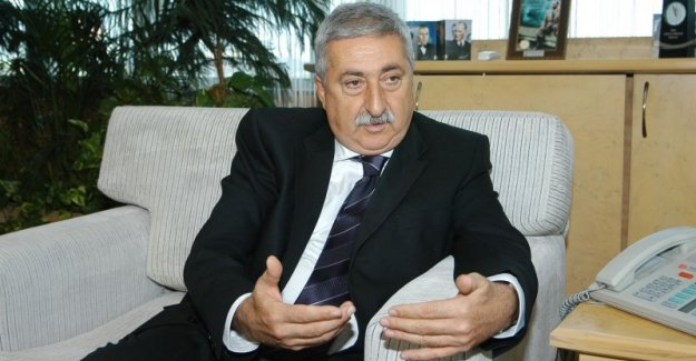 Palandöken: “Son 4 yılda 1.4 milyon büyükbaş hayvan ithal edildi”