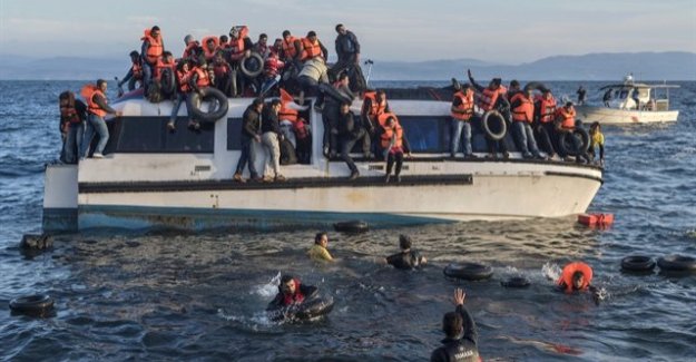 Sahil Güvenlik Komutanlığı, 1 haftada 452 göçmen yakaladı