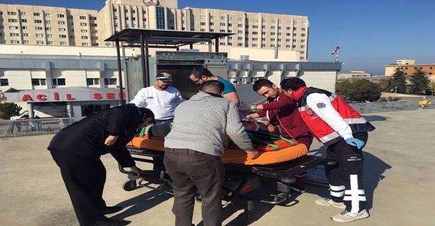 Samsun'da traktör kazasında yaralanan vatandaşın yardımına ambulans helikopter yetişti