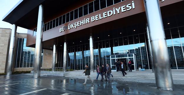 Van Büyükşehir Belediye Başkanı Kaya gözaltına alındı