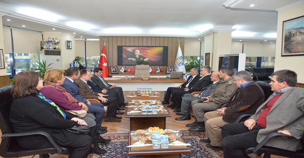 Ala ve Küçük’ten Başkan Özkan'a Taziye Ziyareti