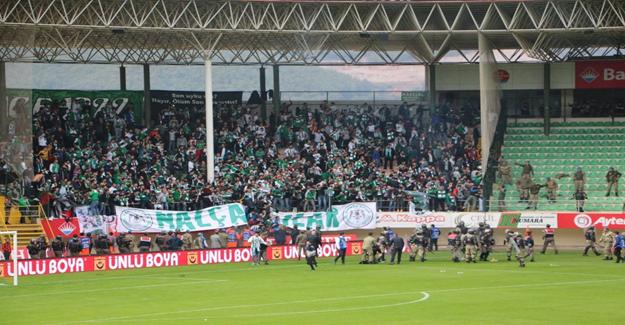 Alanya'da maç sonu olaylar çıktı