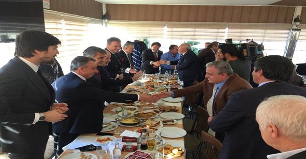 Beşiktaş'tan Trabzon futbol ailesine yemek