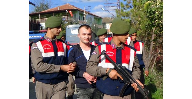 Bir oğlu mezarda diğer oğlu cezaevinde