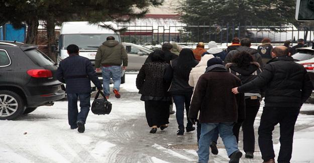 Bolu'da FETÖ şüphelisi 11 avukat adliyeye sevk edildi