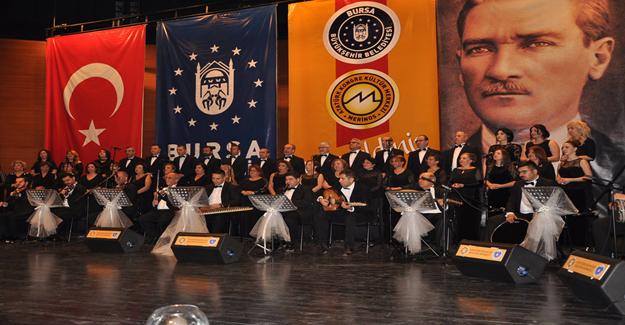 Bursa'da Müzik Dolu Anlamlı Gece