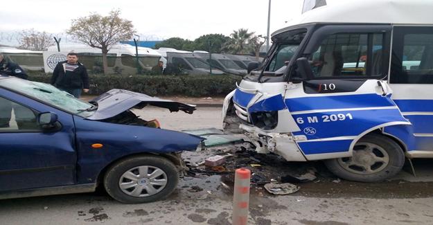 Bursa'daki Feci Kazada 2 Kişi Öldü, 8 Kişi Yaralandı