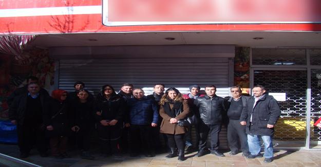 Denizli'de 18 şubeli marketin patronu kaçtı iddiası