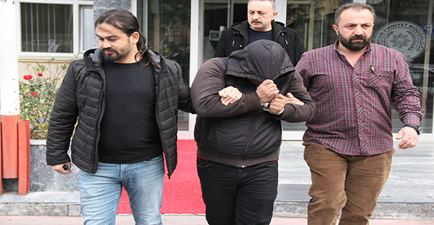 Film gibi takipte 10 kilo bonzai ile yakalandılar
