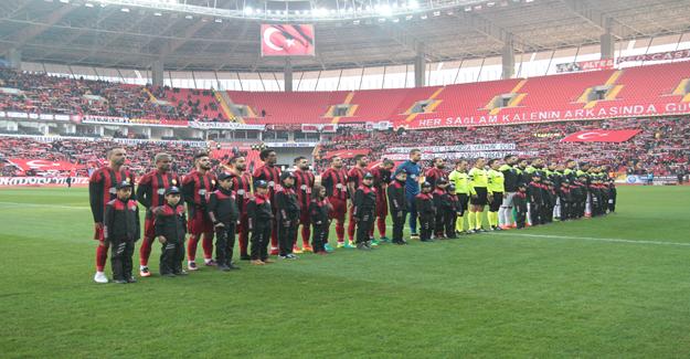 Gaziantep Büyükşehir Belediyespor ile Eskişehirspor 9. randevuda