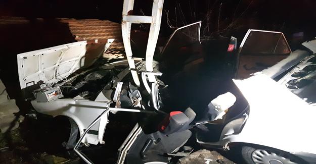Kayseri'de Otomobil evin duvarına çarptı: 4 yaralı