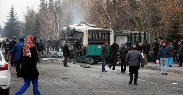 Kayseri'deki terör saldırısında yaralanan 20 askerin tedavisi sürüyor