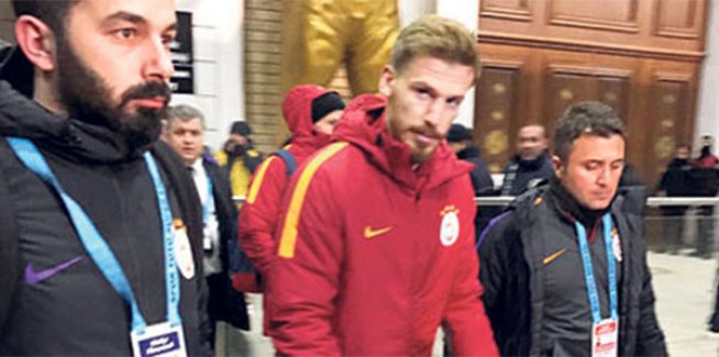 Serdar Aziz sezonu kapattı