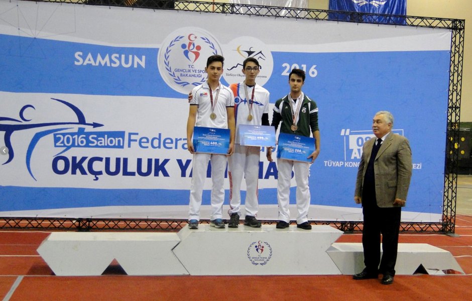 Türkiye okçuluk şampiyonu İhlas Eğitim Kurumları’ndan