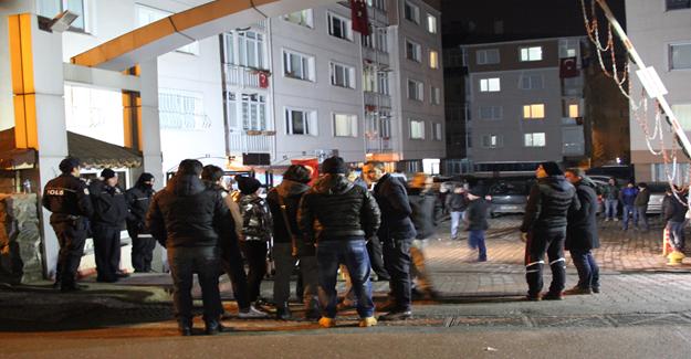 Ümraniye’de şehit düşen polisin evi taziye için gelenlerle doldu
