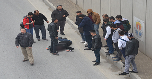 Üst geçitten atlayarak intihar girişiminde bulunan kadını annesi sanan genç kız, gözyaşlarına boğuldu