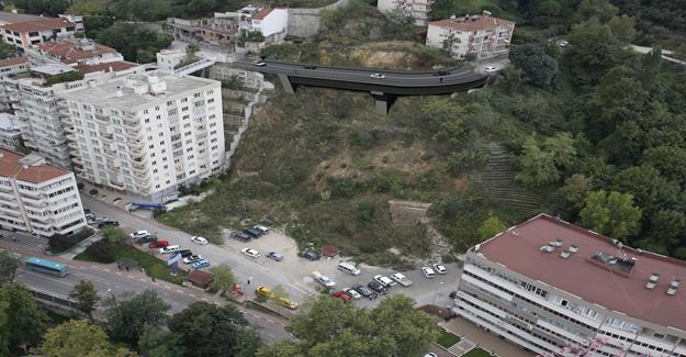 Selvili Cadde`ye viyadüklü çözüm