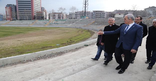 Altıparmak Atatürk Meydanı Gün Sayıyor