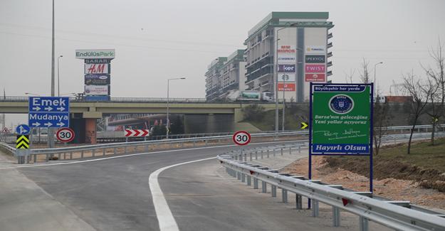 Bursa'da Trafikte Bir Düğüm Daha Çözüldü