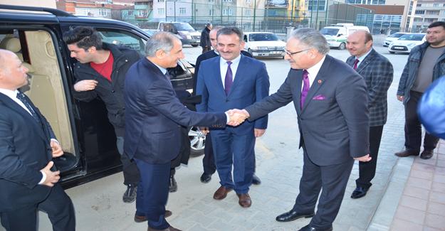 Efkan Ala Gemlik Belediye'sini Ziyaret Etti