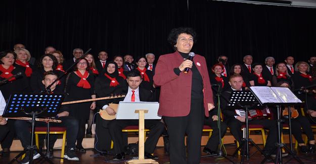 Gemlik Türkülerle Coştu