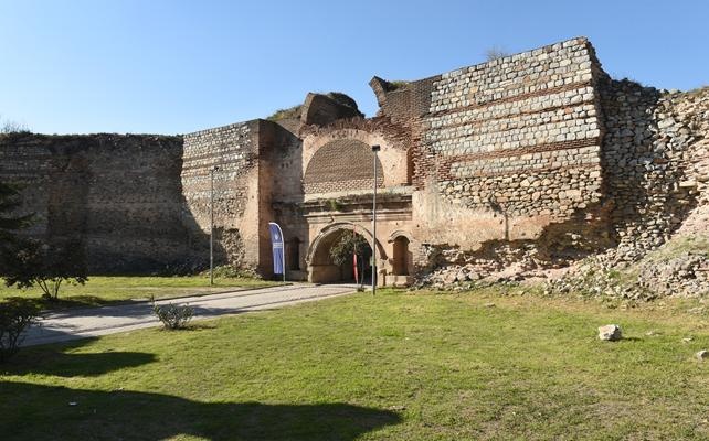 2000 yıllık İstanbul Kapı geleceğe açılıyor