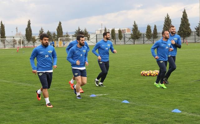 Akhisar Belediyespor, Gençlerbirliği hazırlıklarını sürdürüyor