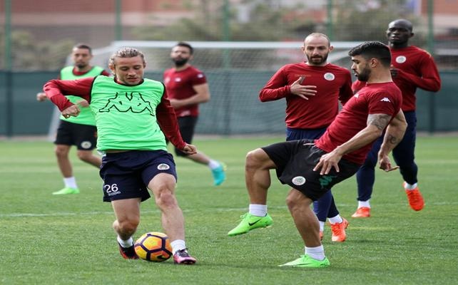 Aytemiz Alanyaspor'da Fenerbahçe mesaisi sürüyor